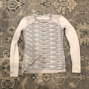 Oiselle long sleeve shirt